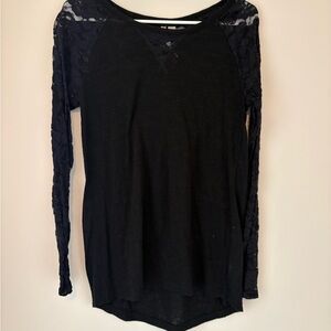 Lauren Conrad Lace Sleeve